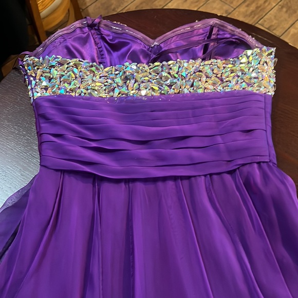 PURPLE RHINESTONE STRAPLESS LA FEMME COCKTAIL DRESS - Picture 5 of 12
